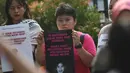 Aliansi Perempuan Indonesia (API) saat menggelar aksi unjuk rasa memperingati 28 tahun Reformasi di depan kantor Komisi Nasional (Komnas) Hak Asasi Manusia (HAM), Jakarta, Selasa (19/5/2026). (Kapanlagi.com/Budy Santoso)