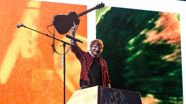 Ed Sheeran Menjadi Headliner Paling Ditunggu di Festival Glastonbury