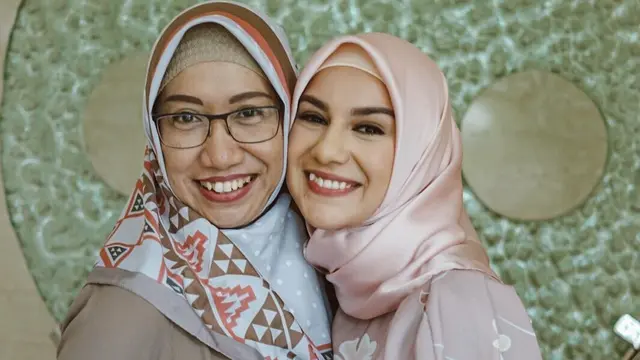 Potret Kompak Irish Bella dan Ibu