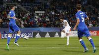 Italia vs Inggris U-21 (Reuters / Carl Recine)