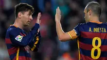 Dua pemain Barcelona, Lionel Messi (kiri) dan Andres Iniesta (kanan). (AFP/Lluis Gene)