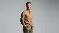 8 Model Outfit Cowok Simpel Tapi Keren untuk Silaturahmi Lebaran 2026