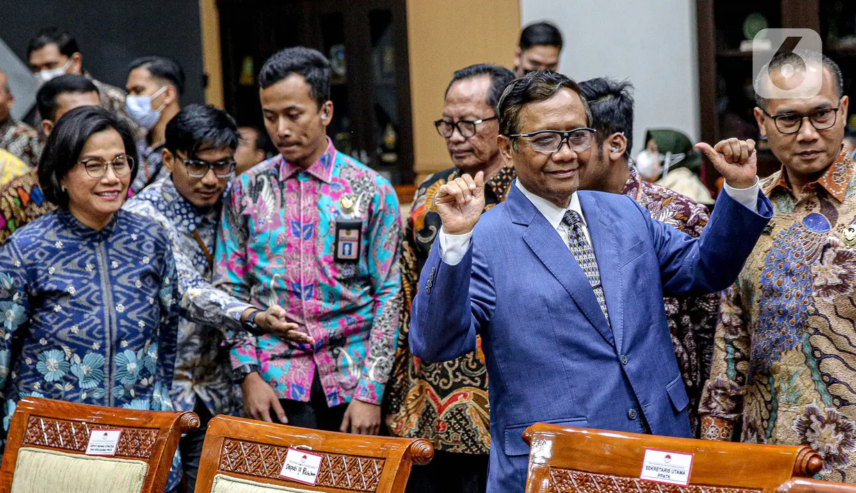 Sebelumnya, Mahfud menegaskan, tidak ada perbedaan data dengan Menteri Keuangan Sri Mulyani Indrawati terkait transaksi mencurigakan Rp 349 triliun di lingkungan Kemenkeu. (Liputan6.com/Faizal Fanani)