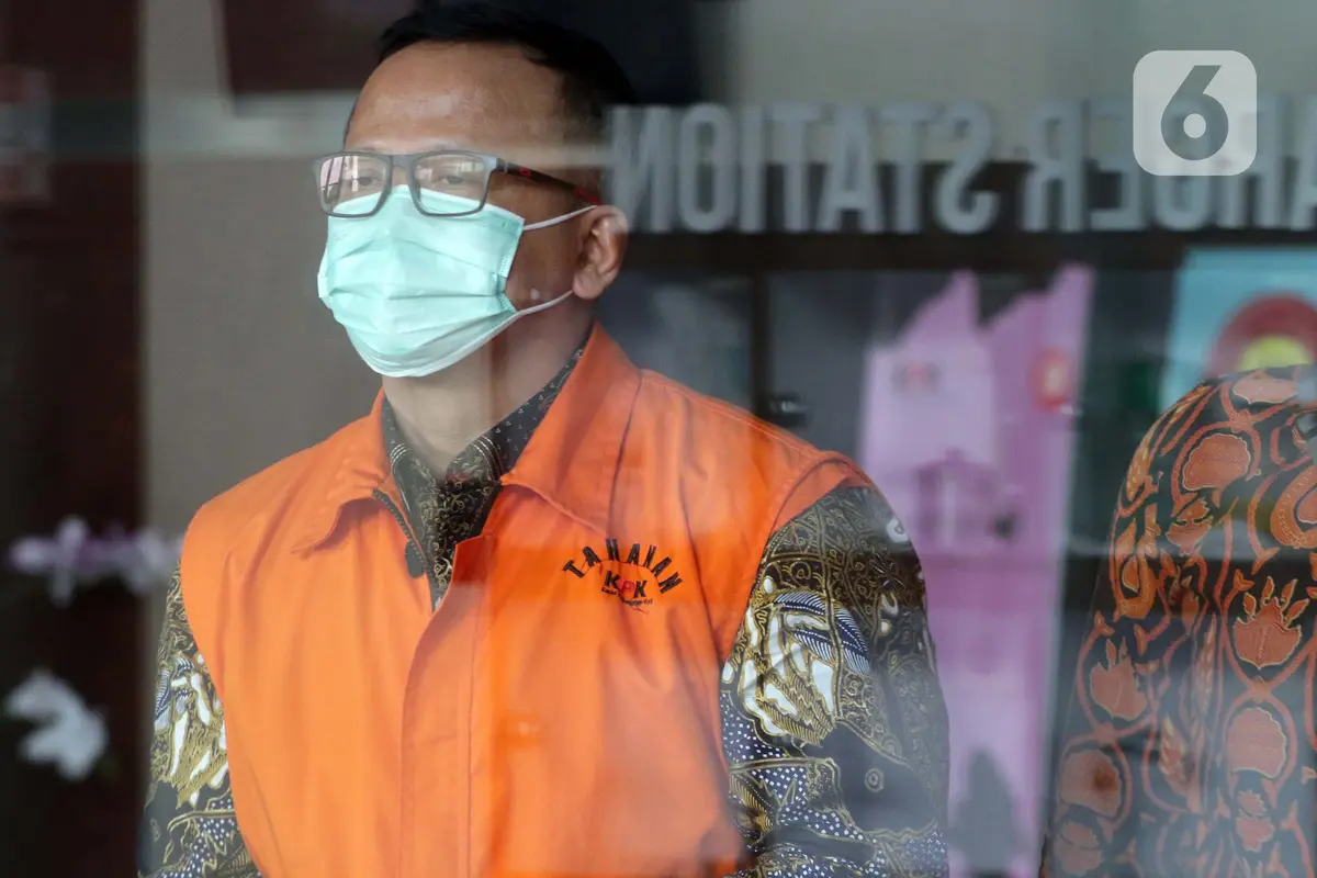 Suap Izin Benih Lobster, Mantan Menteri KP Edhy Prabowo Dihukum Lima Tahun Penjara