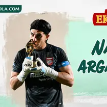 Wawancara Bola.com dengan kiper Borneo FC, Nadeo Argawinata. (Photo Nandang Permana, Graphic generated AI chatgpt)