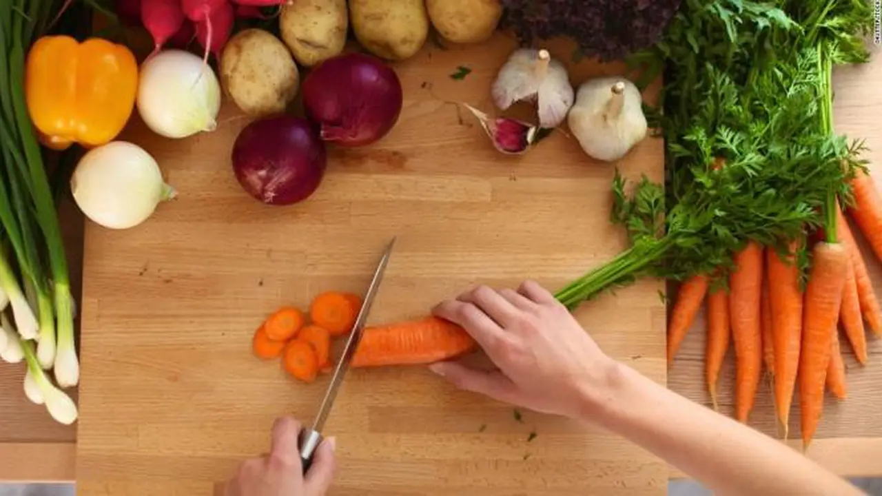 5 Nutrisi yang Diperlukan Wanita Seiring Bertambahnya Usia