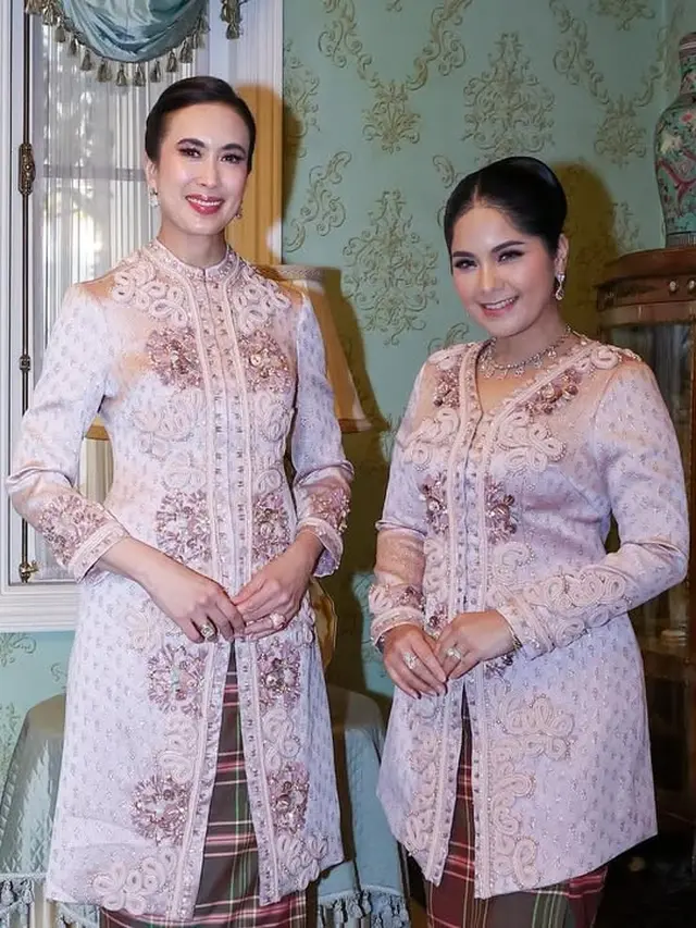 Detail Kebaya Annisa Yudhoyono (Foto: Instagram @agusyudhoyono)