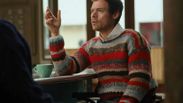 Harry Styles. (dok.  Apple Music / The Zane Lowe Show)