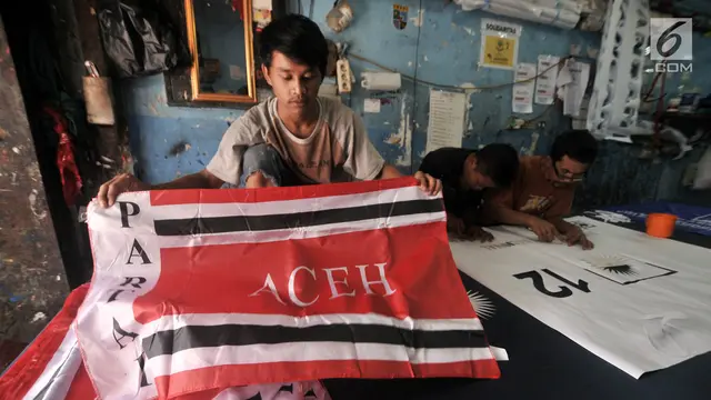 Berkah Tahun Politik Bagi Pengusaha Sablon Bendera Partai