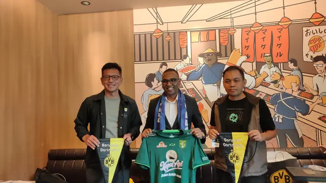 Persib Bandung dan Persebaya Surabaya akan menjadi lawan bagi Borussia Dortmund.