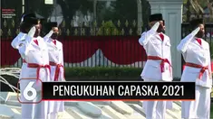 Presiden Joko Widodo mengukuhkan 68 pelajar SMA, menjadi anggota pasukan pengibar bendera pusaka atau Paskibraka di halaman Istana Merdeka pada Kamis (12/8) petang.