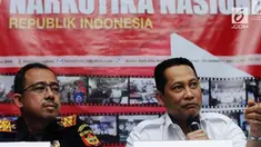 Kepala BNN Komjen Budi Waseso menyampaikan, oknum tersebut mengaku sudah lima kali membantu penyelundupan narkoba.