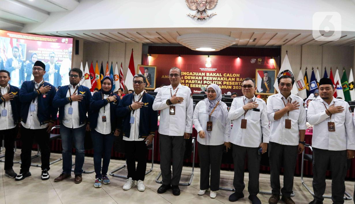 Apabila dinyatakan tidak lengkap, Partai Garuda siap untuk melengkapi berkas-berkas tersebut. (Liputan6.com/Herman Zakharia)