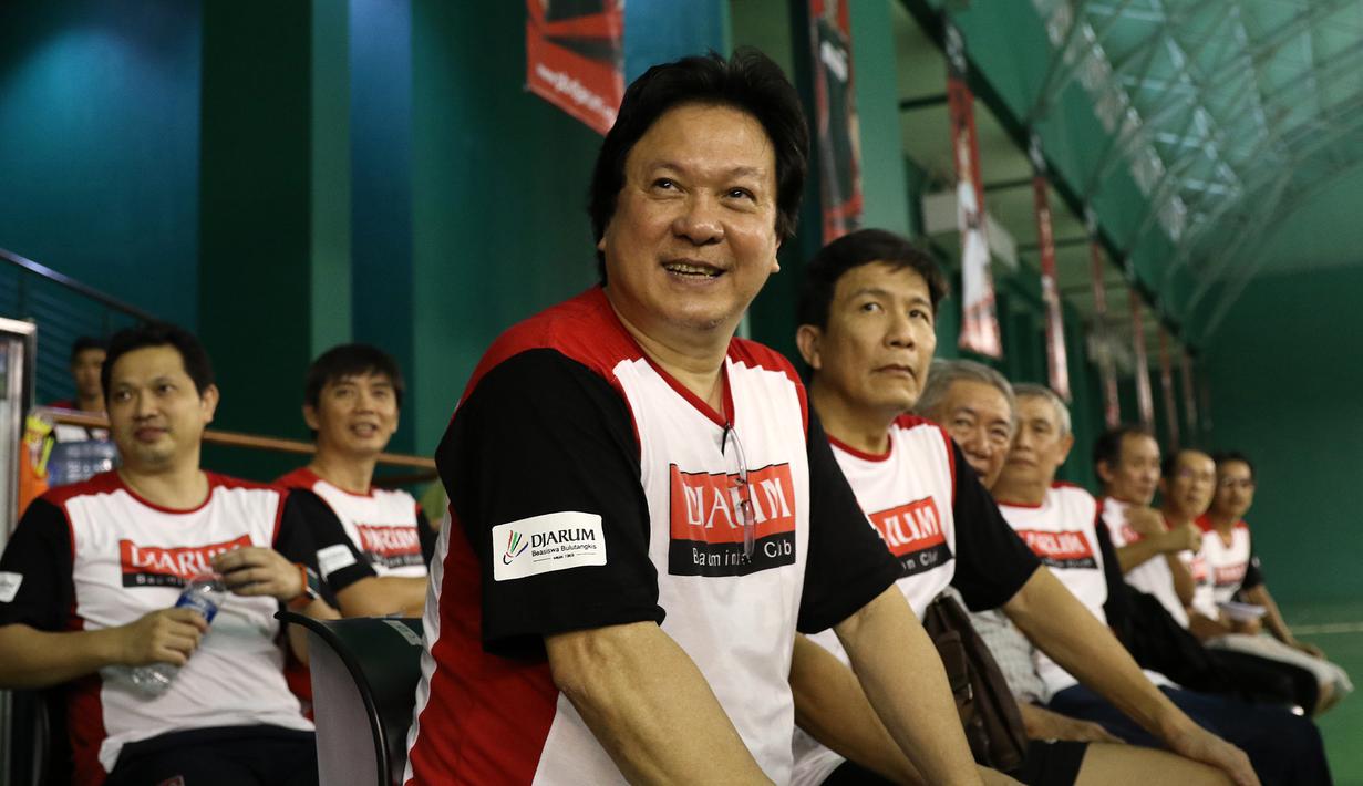Liem Swie King dan beberapa legenda bulutangkis PB Djarum hadir sebagai juri di audisi kota terakhir di Kudus. Kamis (3/9/2015). (Bola.com/Arief Bagus)