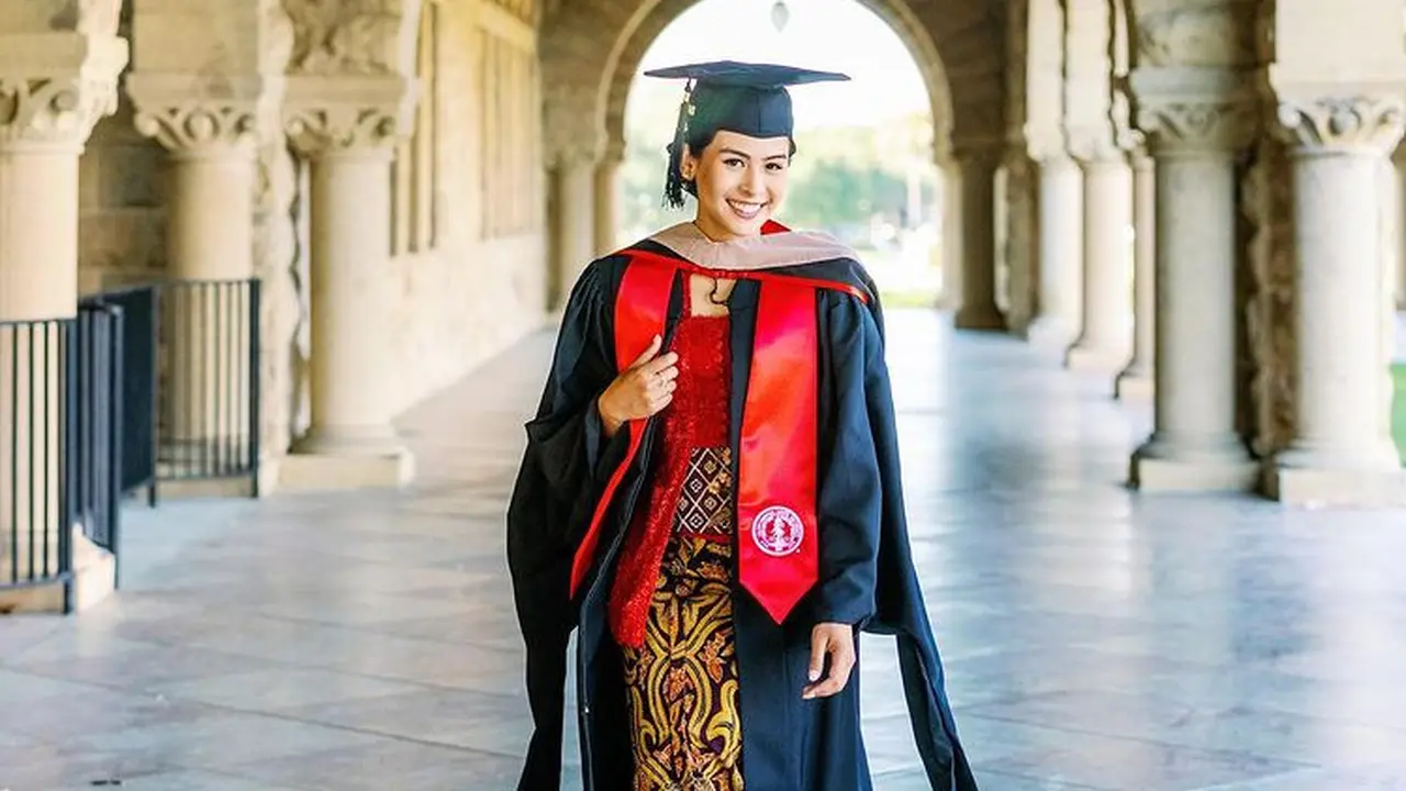 Maudy Ayunda