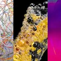 Karya-karya yang ditampilkan dalam pameran ini terinspirasi dari fenomena suar matahari yang terjadi pada Mei 2024. Foto: Document/OnitsukaTiger