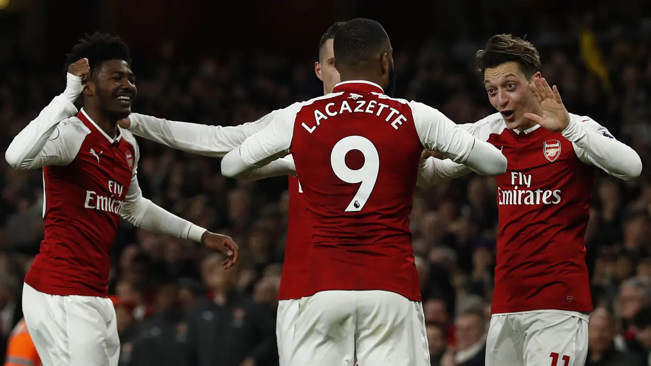 FOTO: Bermain di Stadion Emirates, Liverpool Imbangi Arsenal