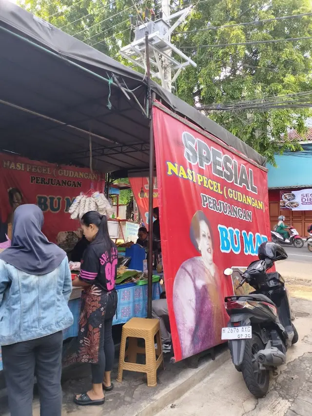 Rekomendasi Tempat Makan Pecel di Semarang