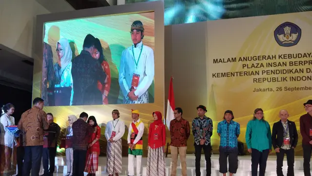 Sebanyak 51 Pengiat Seni dan budaya menerima penghargaan dari Kementerian Pendidikan dan Kebudayaan Republik Indonesia.