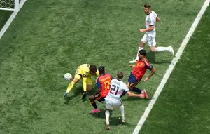 Spanyol vs Belgia: De La Fuente Puji Karakter Kuat Mikel Merino dan La Furia Roja!