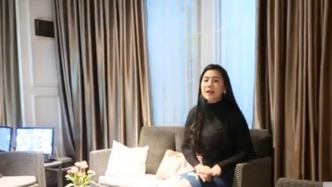Tampilan rumah Felicya Angelista. (Youtube Felicya Angelista via Merdeka.com)