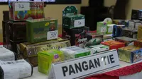 Kepala BPOM Penny Lukito laporkan hasil sitaan obat dan makanan ilegal. Foto: BPOM.