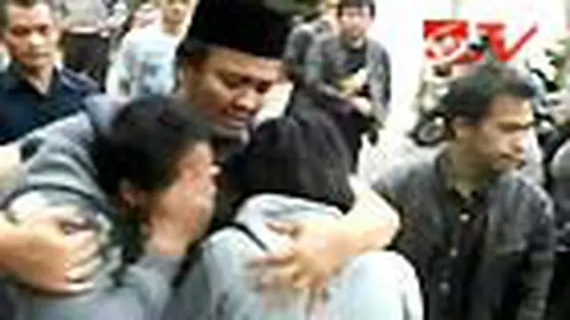 Pendukung Dicky Chandra Histeris