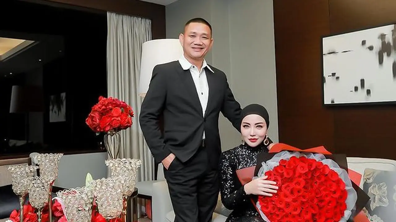 Tampil Kompak dengan Suami, Ini 7 Momen Ulang Tahun Bella Shofie yang Mewah