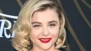 Chloe Grace Moretz tersenyum saat menghadiri Variety Power of Young Hollywood  2017 di TAO Hollywood di Los Angeles, California (8/8). Eks pacar Brooklyn Beckham ini tampil cantik dengan gaun hitam. (AFP Photo/Valerie Macon)