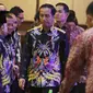 Presiden Joko Widodo atau Jokowi saat tiba dalam kerja nasional Badan Pengurus Pusat Himpunan Pengusaha Muda Indonesia (Rakernas BPP Hipmi) dan Peluncuran "Hipmi Go to School 2017 di Jakarta, Senin (27/3). (Liputan6.com/Angga Yuniar)