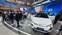 Booth BYD di GIIAS 2025 Bernuansa Masa Depan, Hadirkan Teknologi Canggih