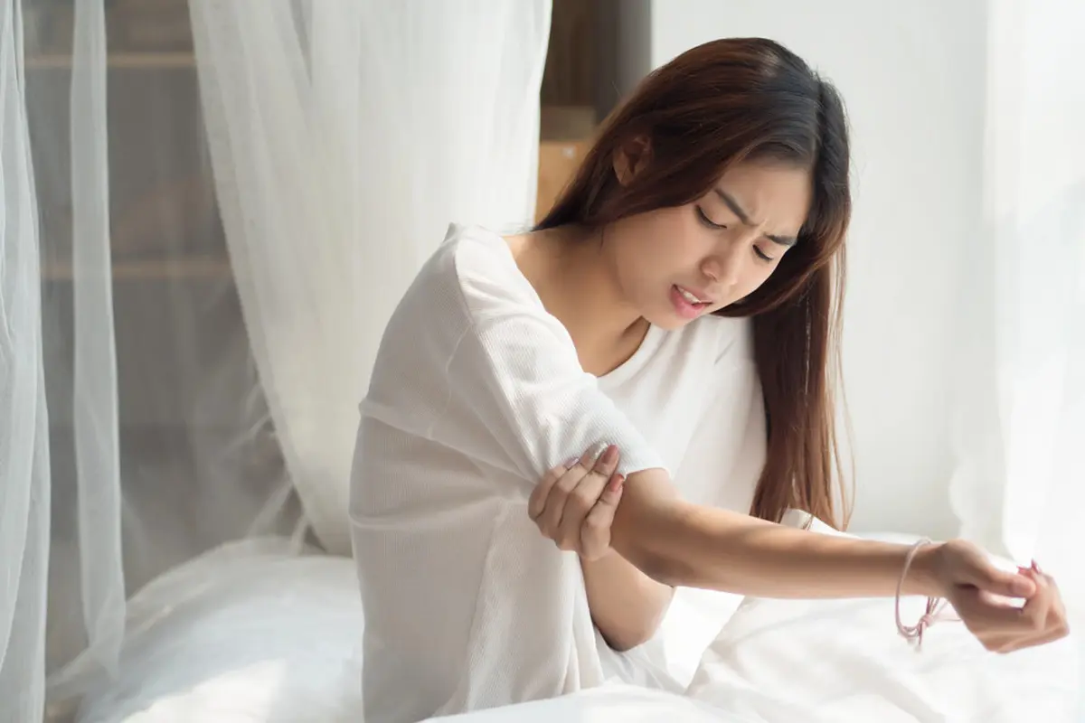 Perempuan Lebih Sering Alami Nyeri Sendi Dibanding Laki-Laki, Mitos atau Fakta Sih?