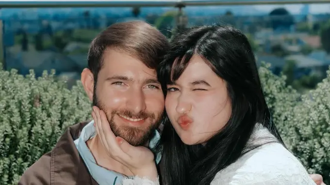 Pernikahan Stephanie Poetri