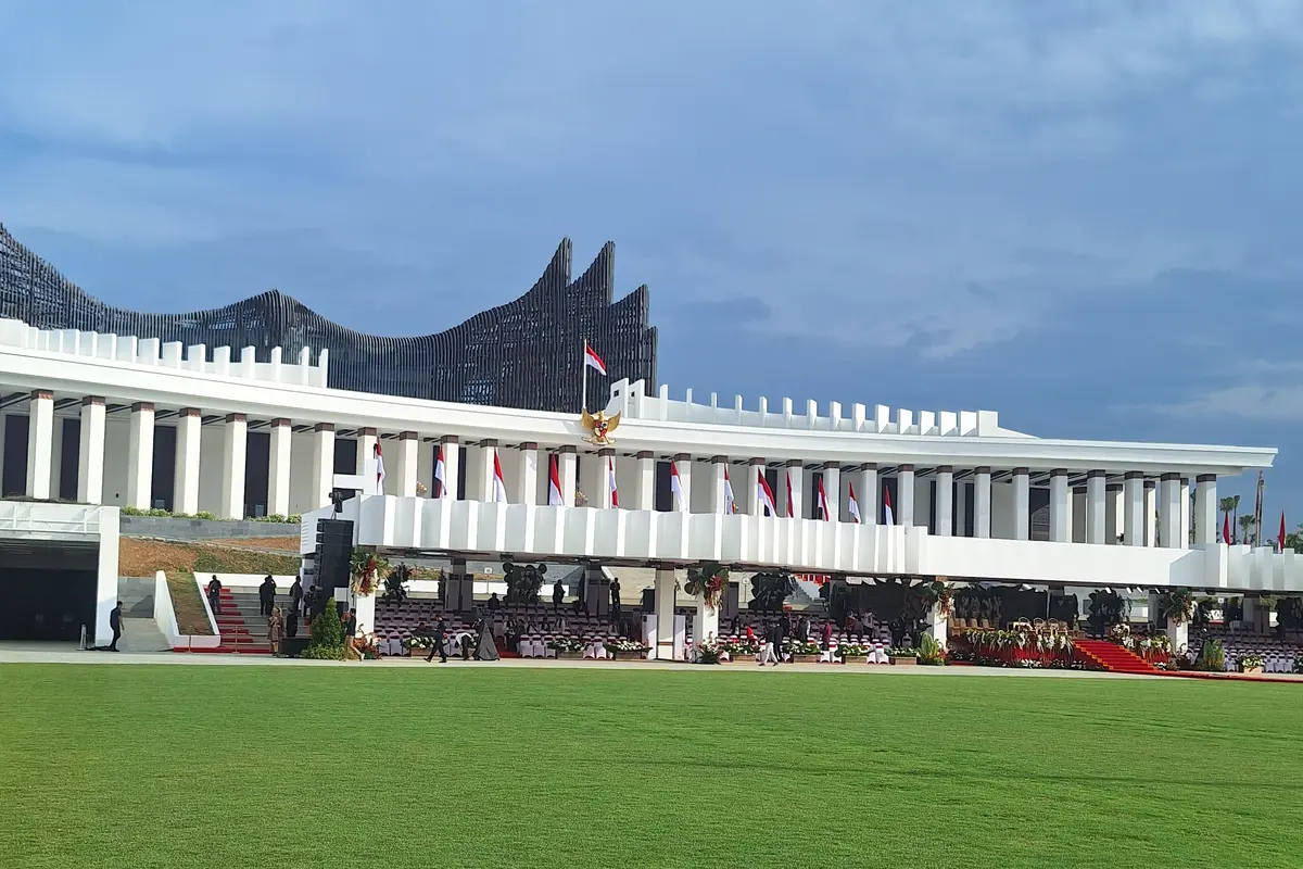 Upacara militer peringatan Detik-detik Proklamasi Kemerdekaan RI akan digelar di Istana Negara, Ibu Kota Nusantara (IKN), Kalimantan Timur, Sabtu (17/8/2024) (Liputan6.com/Lizsa Egeham)