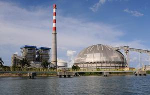 PT Pupuk Kalimantan Timur (Pupuk Kaltim) secara konsisten menerapkan beragam inovasi untuk memastikan keberlanjutan, mulai dari efisiensi produksi, pemberdayaan sosial-ekonomi masyarakat, hingga pelestarian lingkungan. Inisiatif-inisiatif tersebut sejalan dengan salah satu fokus utama perusahaan, yaitu program dekorbanisasi yang telah dicanangkan dalam dua etape. (Dok. Pupuk Kaltim)