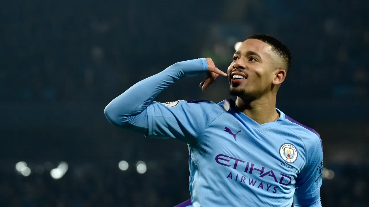 2 Gol Gabriel Jesus Bawa Manchester City Taklukkan Everton