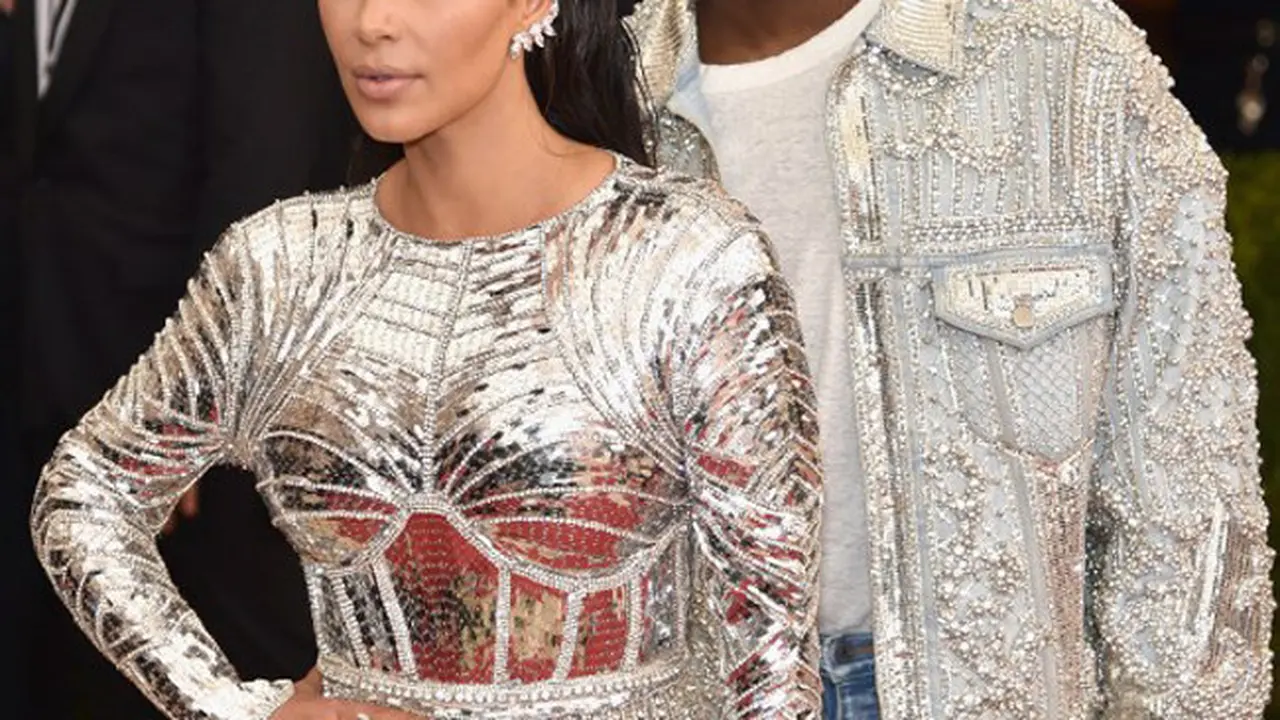 [Bintang] Kim Kardashian - Kanye West
