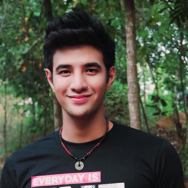 6 Potret Masa Remaja Ammar Zoni yang Bikin Pangling, Kekar Sempat Jadi Atlet