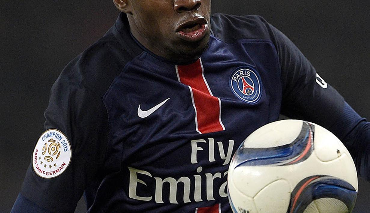 1. Blaise Matuidi, dikabarkan La Stampa, Juventus menjadikan gelandang PSG ini sebagai solusi jika nantinya kehilangan Paul Pogba. Guna mendatangkan pemain timnas Prancis itu Si Nyonya Tua menyiapkan dana sebesar 25 juta pounds. (AFP/Franck Fife) 