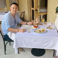 Eva Anindita bersama keluarga (Foto: Instagram  eva_anindita_zachrie)