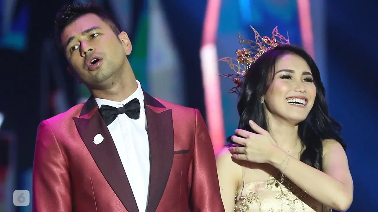 [Bintang] Ayu Ting Ting dan Raffi Ahmad