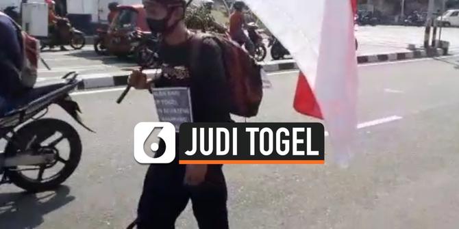 VIDEO: Protes Judi Togel, Pria Ini Jalan Kaki dari Yogya ke Semarang Datangi Polda Jateng