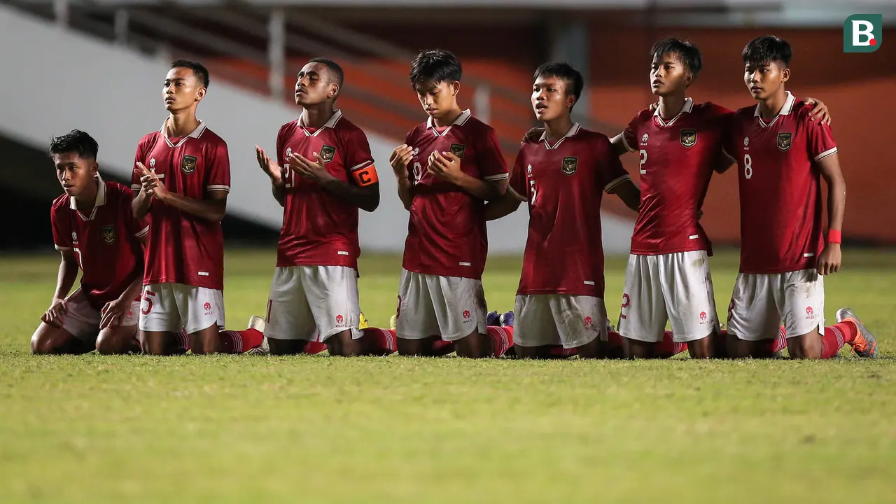 Foto: Drama Menegangkan Adu Penalti Timnas Indonesia di Semifinal Piala AFF U-16 2022