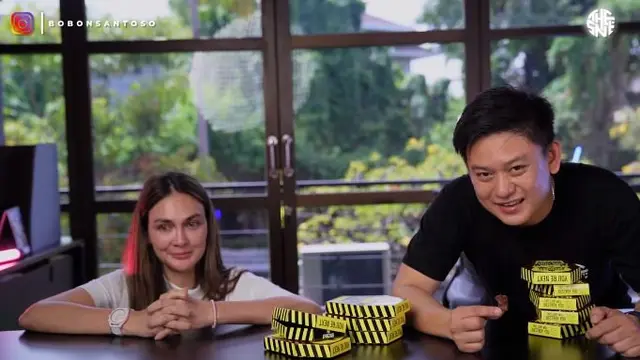 Luna Maya dilarikan ke rumah sakit karena kepedesan (YouTube/Bobon Santoso)