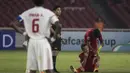 Striker Timnas Indonesia, Egy Maulana, cedera saat melawan UEA pada laga AFC U-19 Championship di SUGBK, Jakarta, Selasa (24/10). Indonesia menang 1-0 atas UEA. (Bola.com/Vitalis Yogi Trisna)