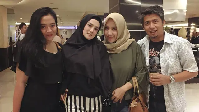 Jarang Terekspos, Ini 6 Potret Harry Nugraha, Mantan Suami Mulan Jameela
