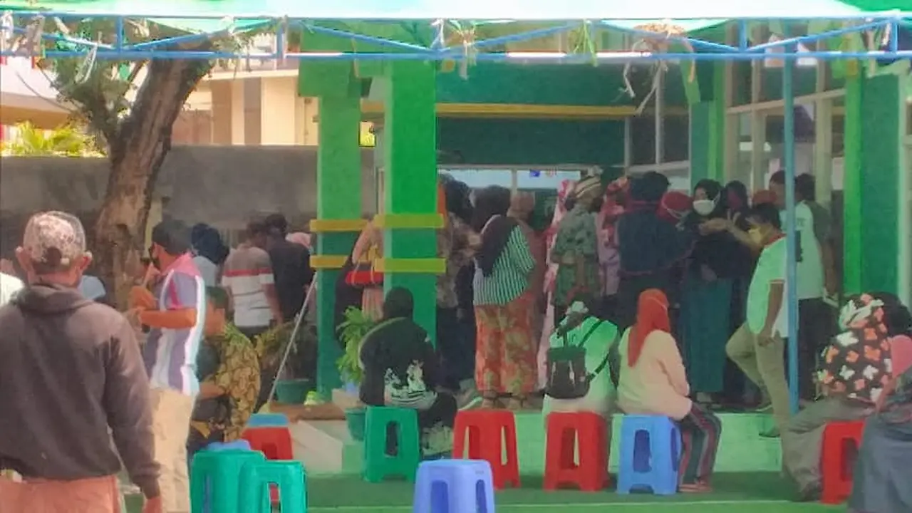 Jelang Puasa Ramadan, Jaga Jarak di Maluku Utara Tidak Berlaku