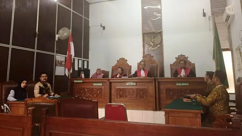 Sidang gugatan mantan caleg Gerindra Sigit Ibnugroho Saraspromo terhadap Mulan Jameela cs. (Merdeka.com/Muhammad Genantan Saputra)