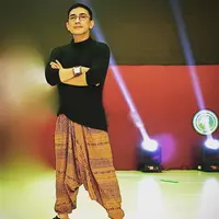 (Instagram/yanajulio60)