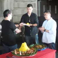 Film Headshot yang dibintangi Iko Uwais siap melakukan syuting mulai syuting 2 November 2015.